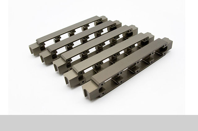 鋁型材防靜電工作臺優(yōu)勢和特點有那些