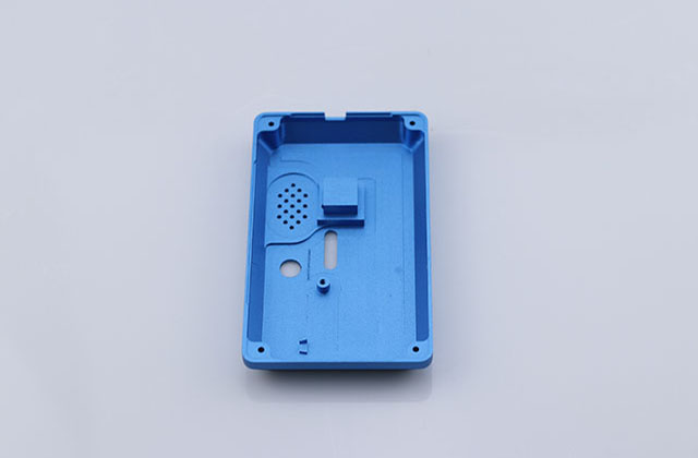 連接器數(shù)控加工使用操作過程中注意哪些安全規(guī)則？